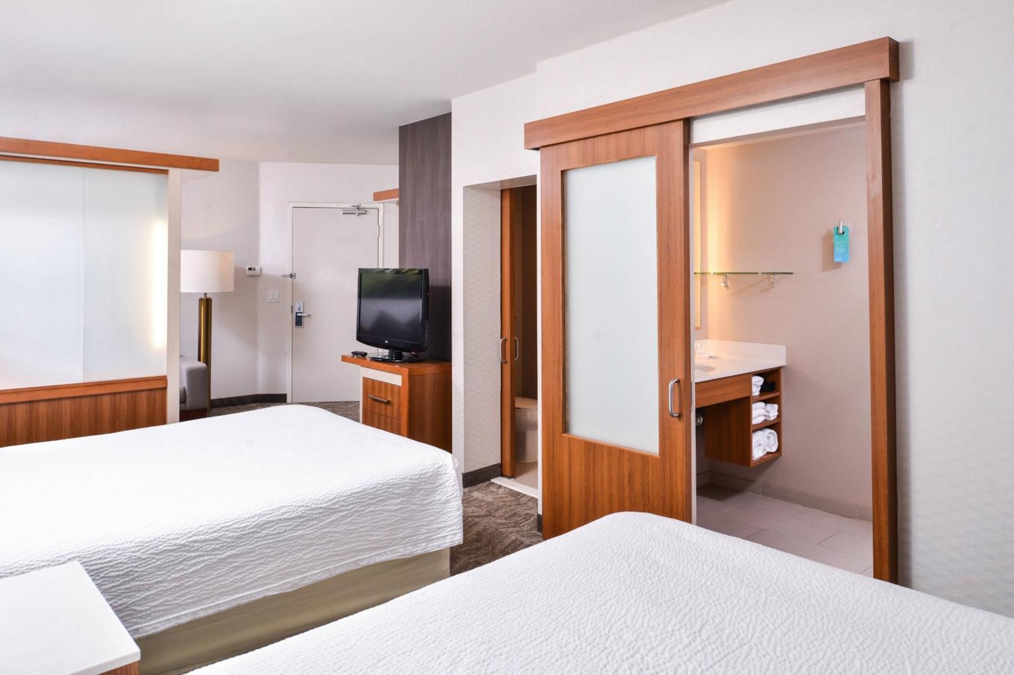 Springhill Suites Temecula Valley Wine Country Exterior photo