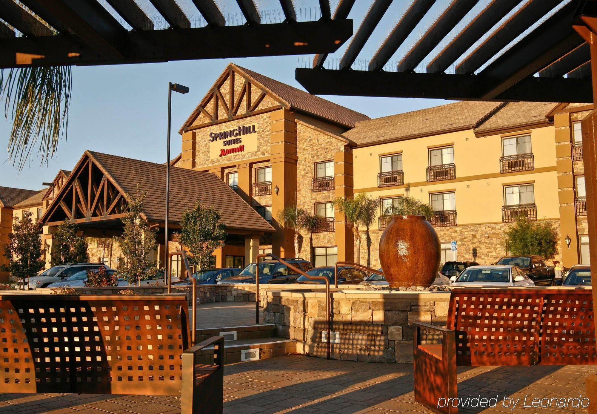 Springhill Suites Temecula Valley Wine Country Exterior photo
